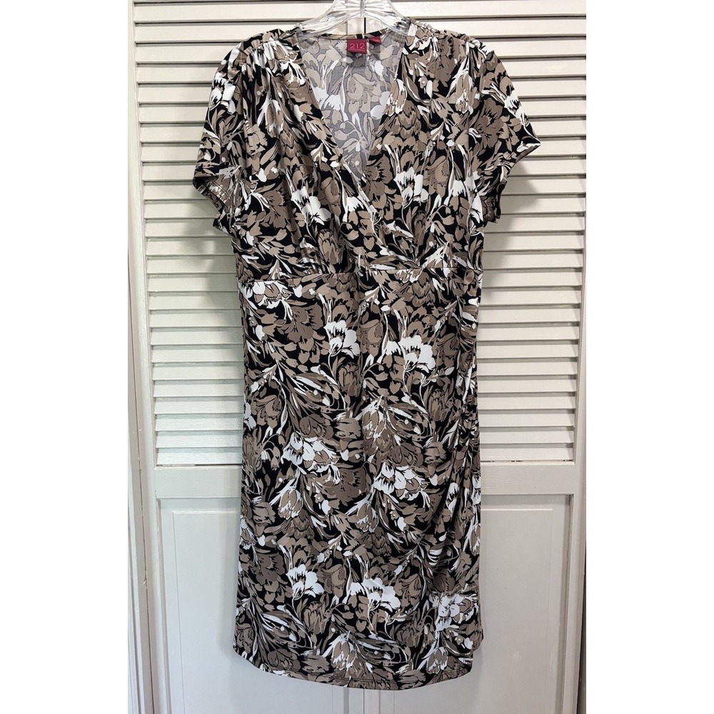 212 Collection‎ Black/Tan Floral Wrap Front Dress V Neck Size PXL Short Sleeve
